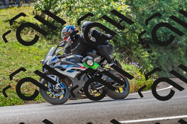 202509211229-DSC_3761_d2_