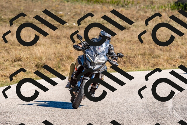 20250921123523-R01_2961_r1