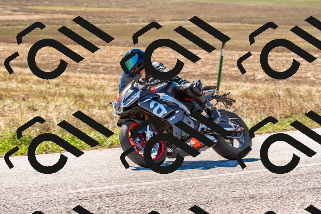 20250921124215-R01_3058_r1