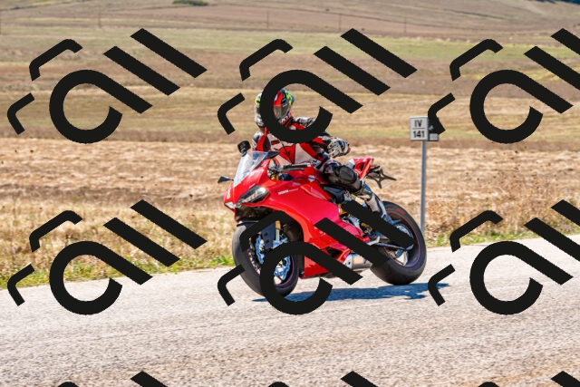 20250921124249-R01_3076_r1