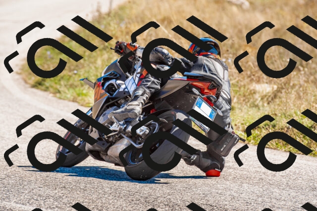 20250921124352-R01_3113_r1