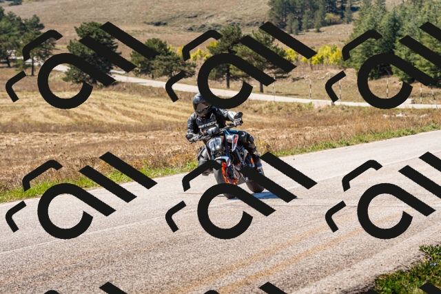 20250921124415-R01_3119_r1