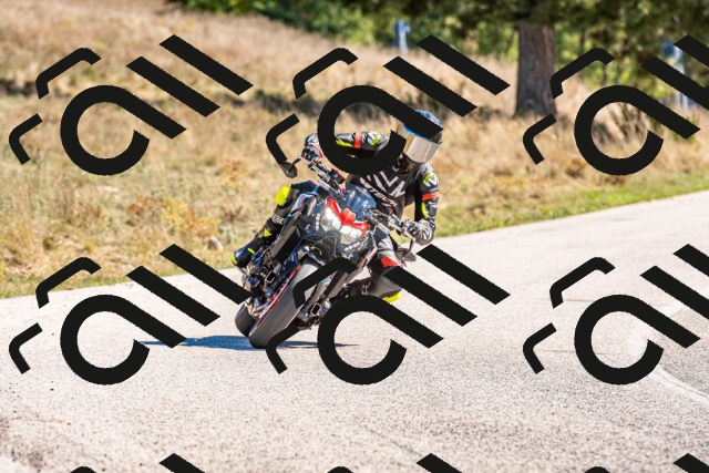 20250921124545-R01_3145_r1