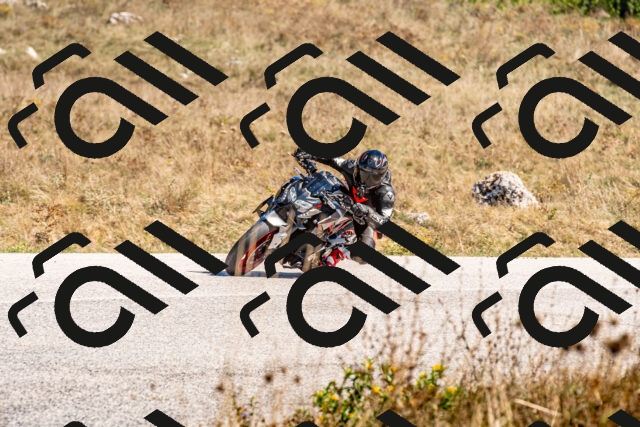 20250921124940-R01_3252_r1