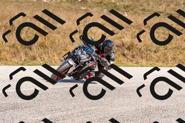 20250921124941-R01_3256_r1