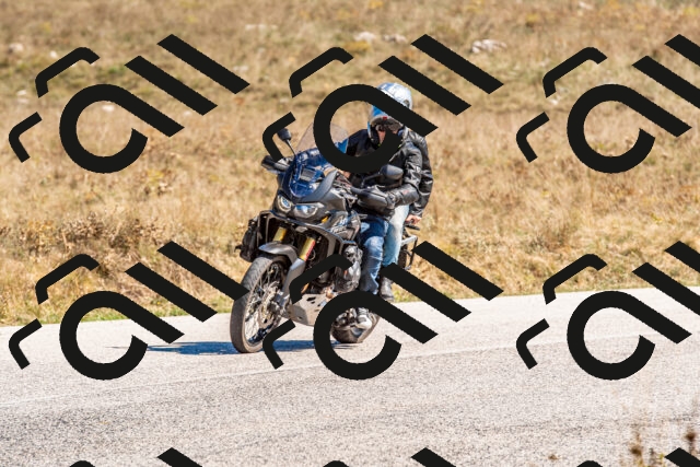 20250921125003-R01_3276_r1