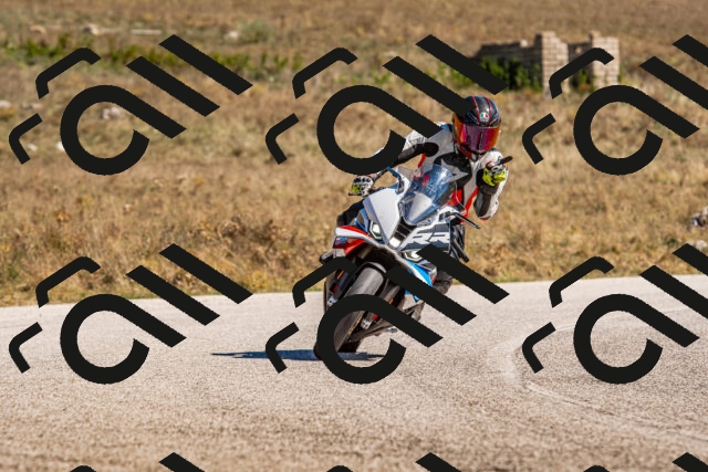 20250921125128-R01_3347_r1