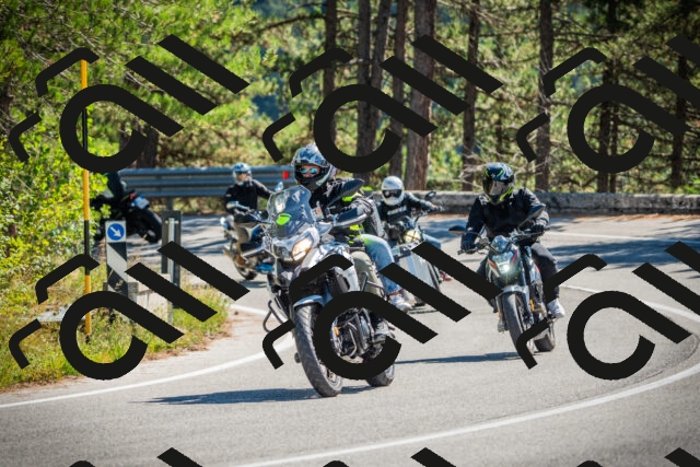 202509211202-DSC09229_c1_