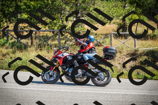 202509211203-DSC09263_c1_