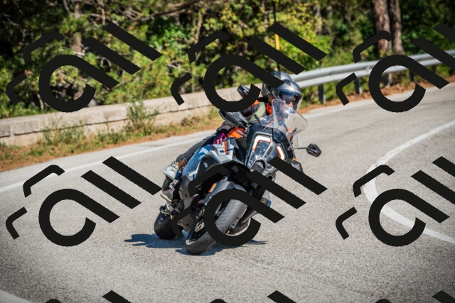 202509211204-DSC09286_c1_