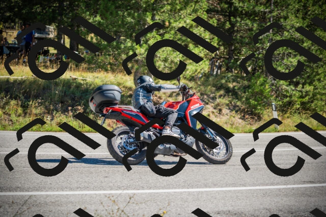 202509211204-DSC09301_c1_