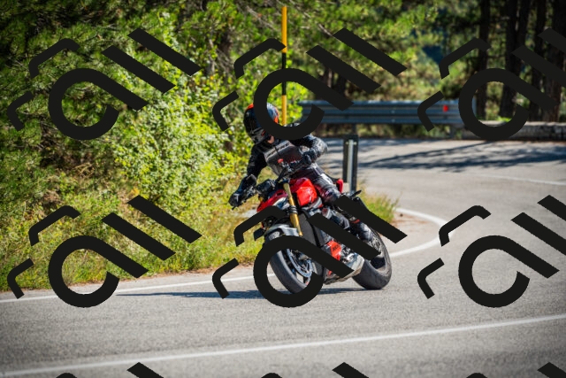 202509211207-DSC09361_c1_