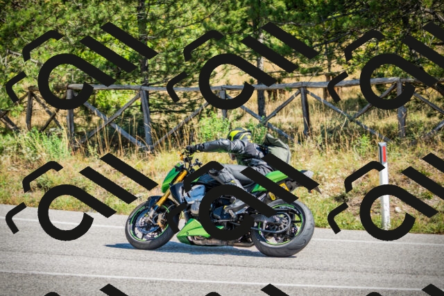 202509211212-DSC09453_c1_