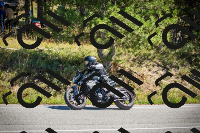 202509211216-DSC09486_c1_