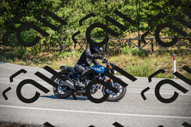 202509211218-DSC09556_c1_