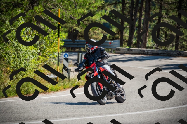 202509211219-DSC09566_c1_