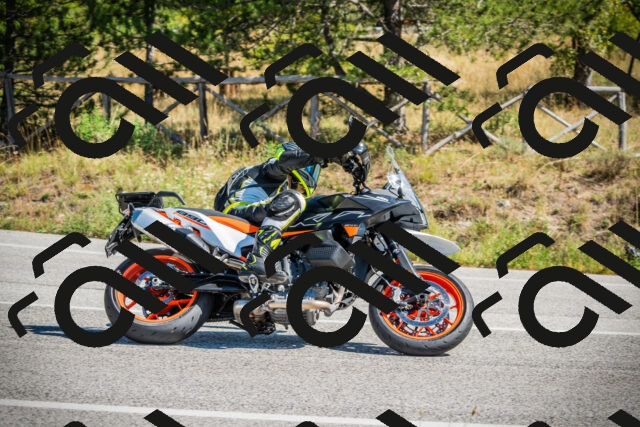 202509211220-DSC09580_c1_