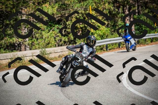 202509211222-DSC09616_c1_