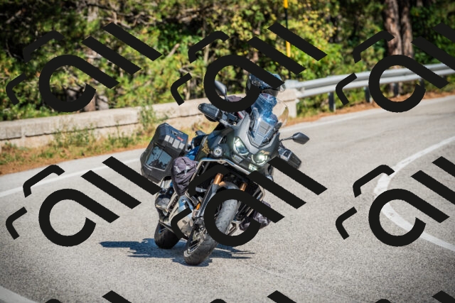 202509211222-DSC09635_c1_