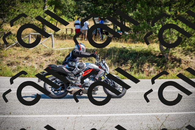 202509211223-DSC09647_c1_