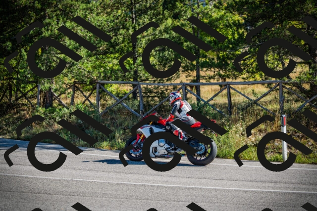 202509271033-DSC00111_c1_