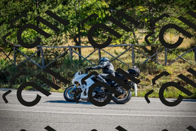 202509271036-DSC00143_c1_