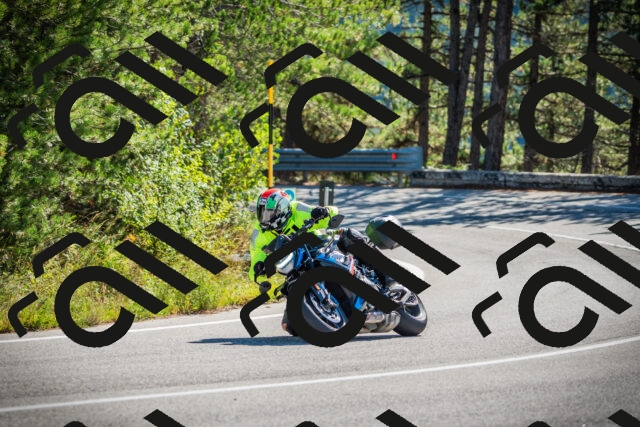 202509271054-DSC00245_c1_