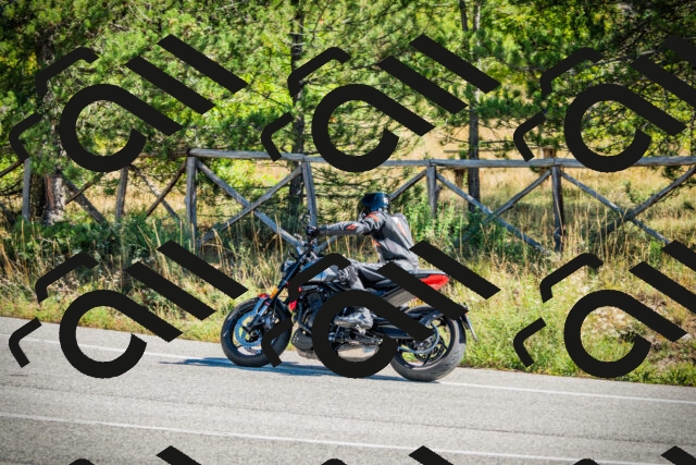 202509271137-DSC00460_c1_