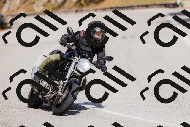 202509271436-_04A0188_c3