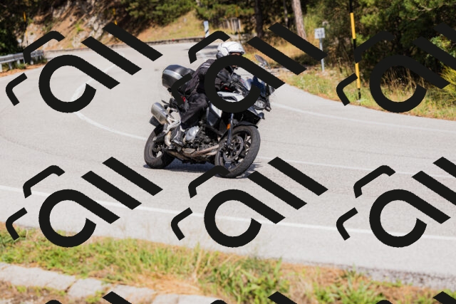 202509271436-_04A0190_c3