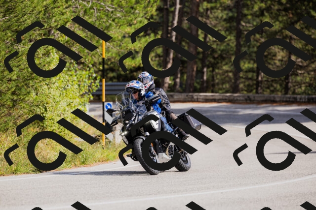 202509271438-_04A0200_c3