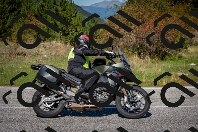 202509271135-DSC_6504_c2