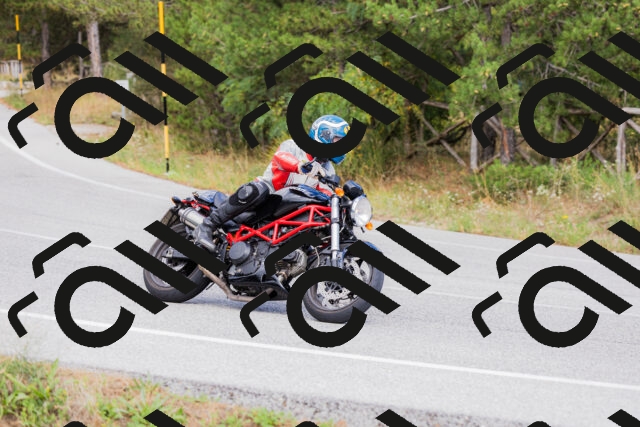 202509271504-_04A0344_c3