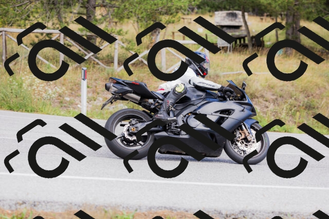 202509271504-_04A0347_c3