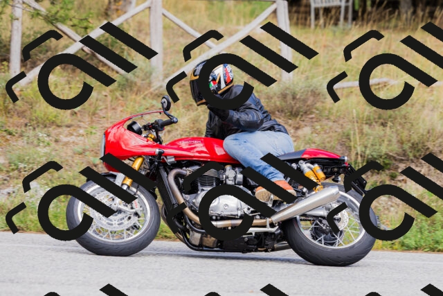 202509271505-_04A0354_c3