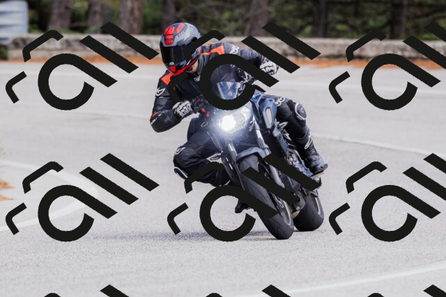 202509271507-_04A0385_c3