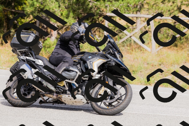 202509271512-_04A0405_c3