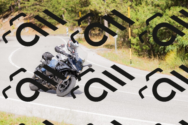 202509271512-_04A0408_c3