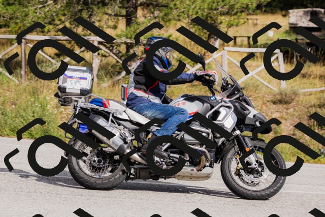 202509271512-_04A0414_c3