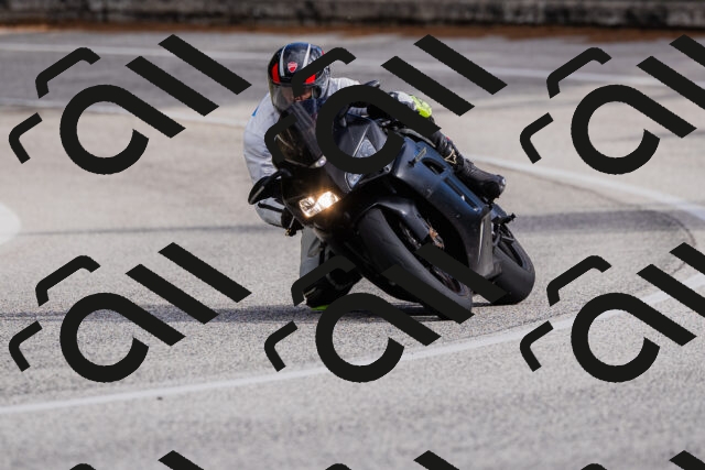 202509271516-_04A0424_c3