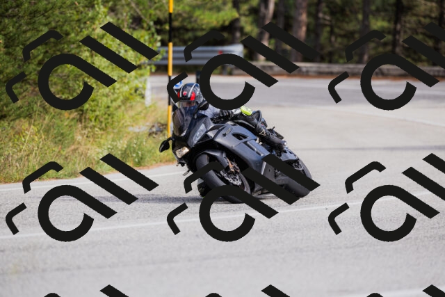 202509271516-_04A0425_c3