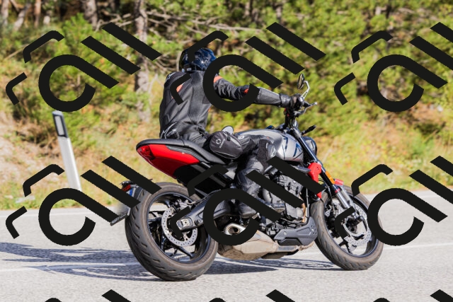 202509271530-_04A0511_c3