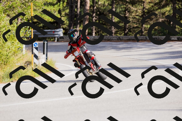 202509271547-_04A0554_c3