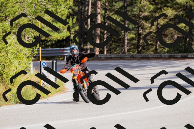 202509271548-_04A0558_c3