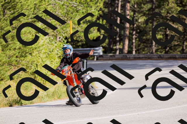 202509271548-_04A0559_c3