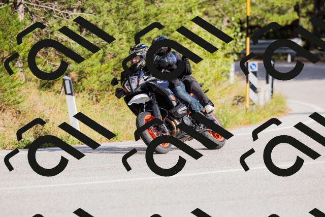 202509271551-_04A0577_c3