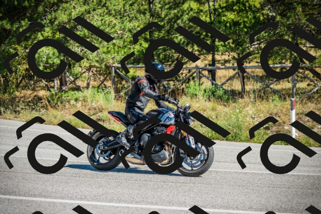 202509271236-DSC00857_c1_