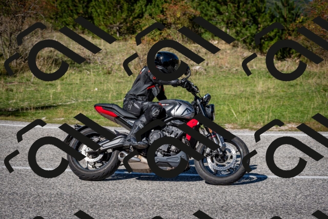 202509271234-DSC_6822_c2