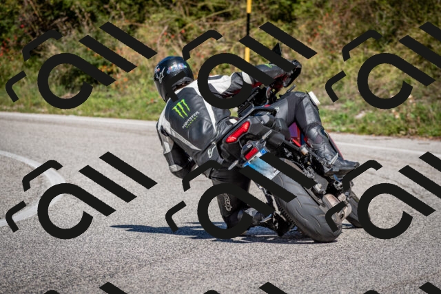 202509271248-DSC_6913_c2