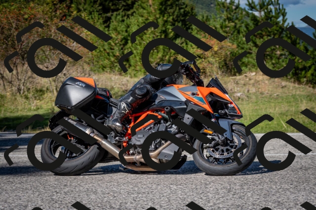 202509271250-DSC_6941_c2